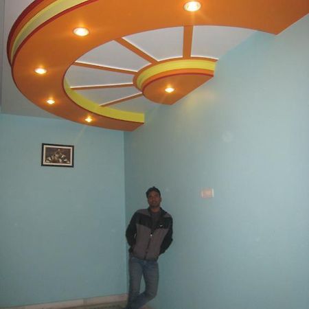 Krishna Paying Guest House Váránasí Exteriér fotografie