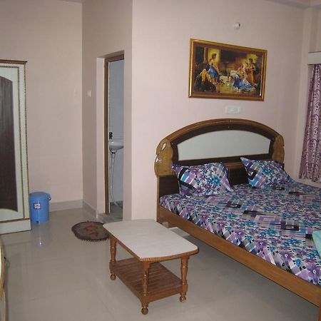 Krishna Paying Guest House Váránasí Pokoj fotografie